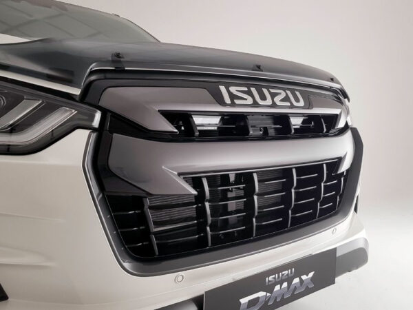 Lazer Grille Kit Isuzu D-Max 2021-2022, Linear 6 - Image 2