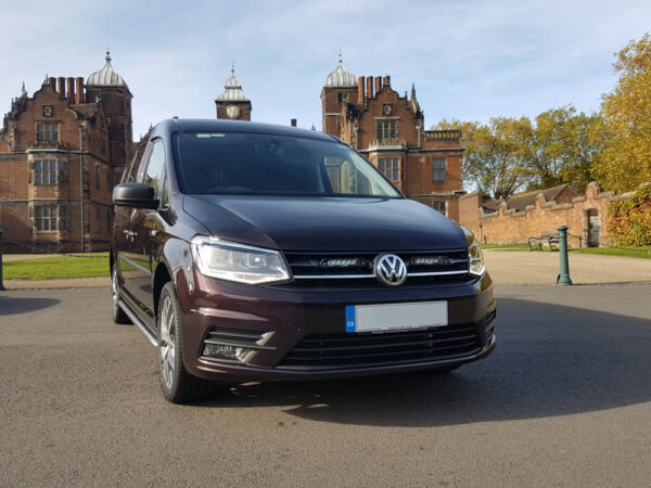 Lazer Grille Kit VW Caddy 2015- Linear 6 lisävaloilla
