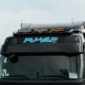 Aurinkolippa Volvo FH Aero