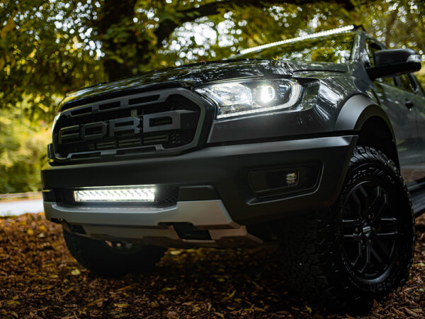 Ford Ranger Raptor 2018- Lazer Triple-R 1250 STD lisävalolla - Image 2