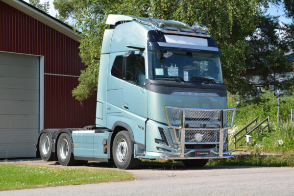 Karjapuskuri Freeway Volvo FH AERO 2024- - Image 3
