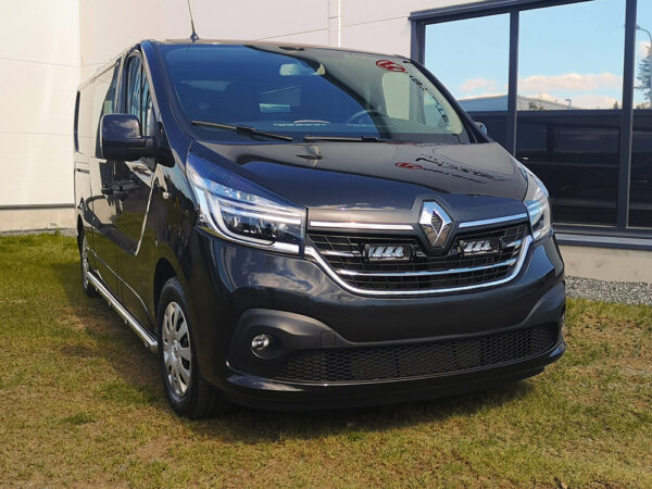 Lazer Grille Kit Renault Trafic 2019- Triple-R 750 lisävaloilla