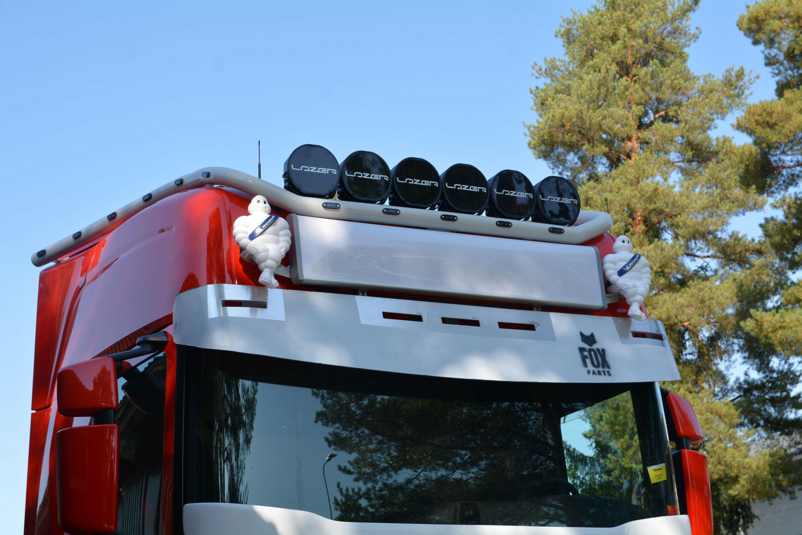 Fox Parts Aurinkolippa Scania NextGen (35cm) - Image 2