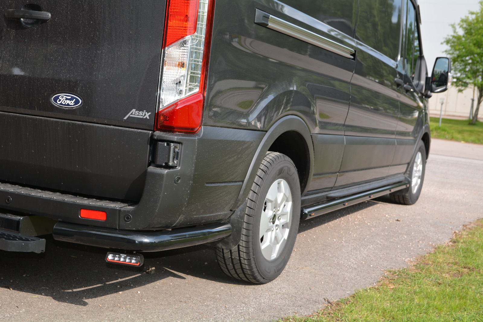 Takakulmaputket Ford Transit 2014- L2/L3 - Image 3