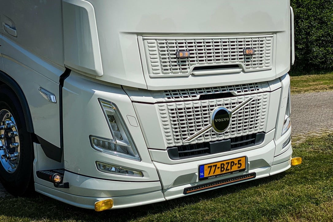 Maski Volvo FH Aero - Image 2