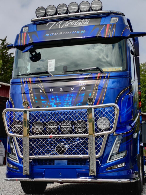 Karjapuskuri Dakar Volvo FH AERO 2024- - Image 2