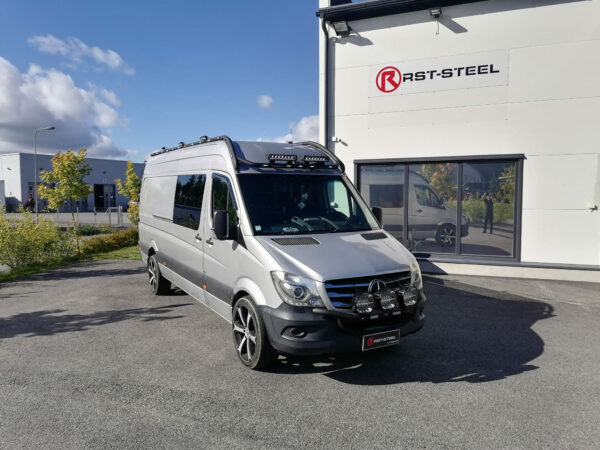 Kattoputkisarja MB Sprinter A3 (koko katon kiertävä)
