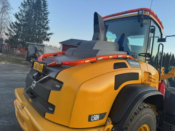 Valoteline taakse / konepellin päälle Volvo L45-L50G/H 2012-