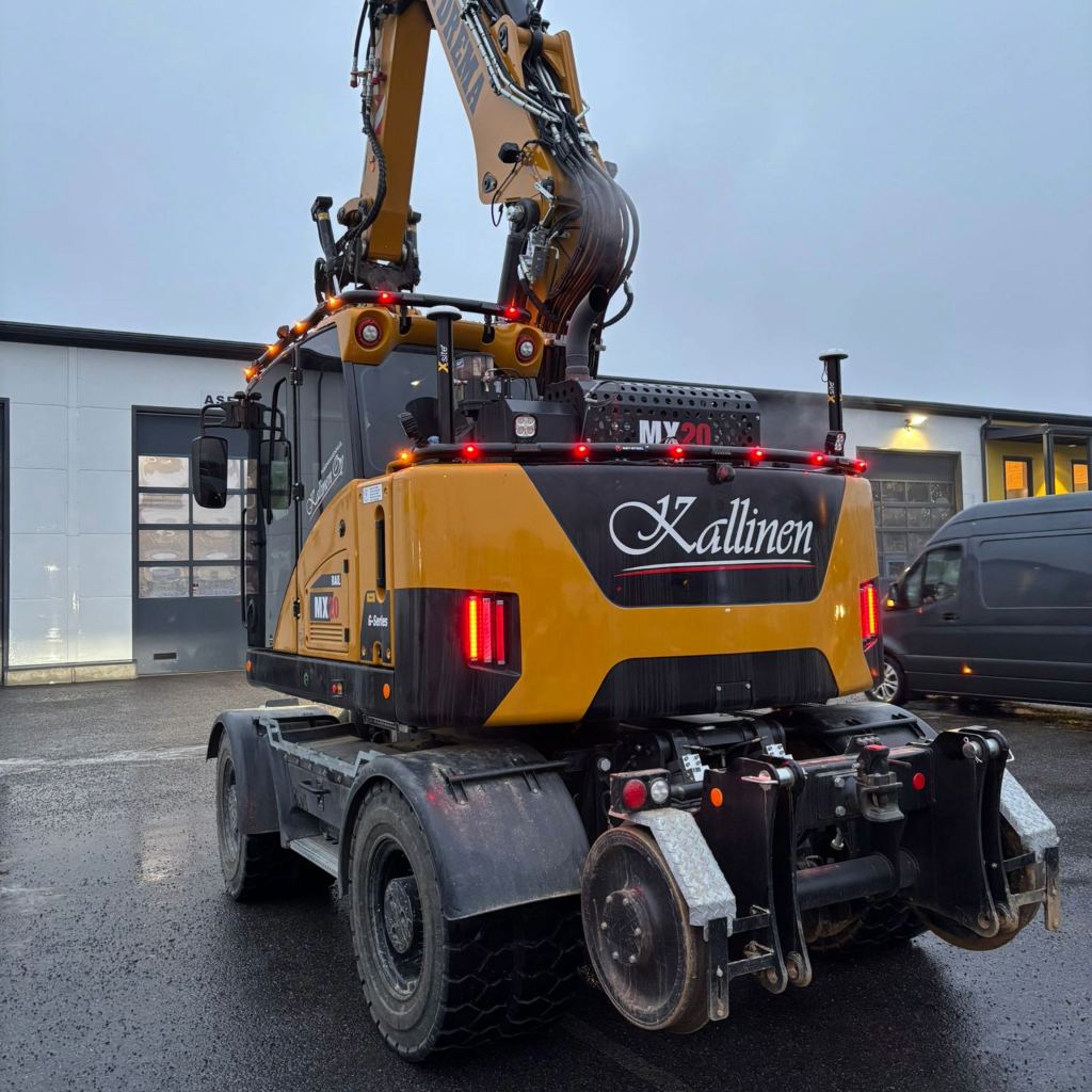 Valoteline taakse / peräpuntin päälle Hydrema MX20G Rail 2021-