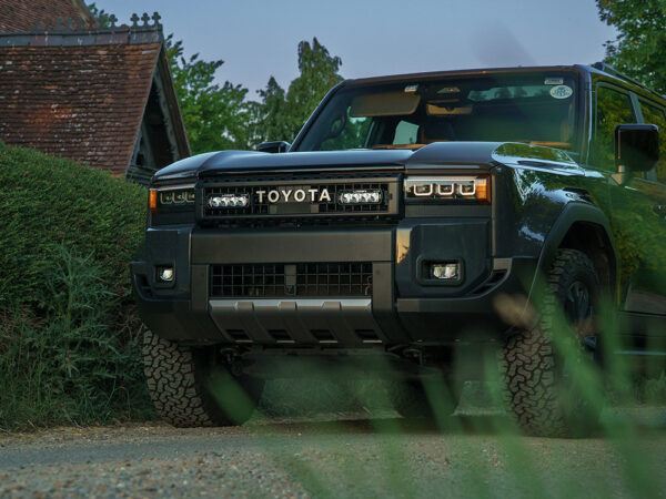 Sumuvalojen päivityssarja Toyota Land Cruiser 250 (2024-)