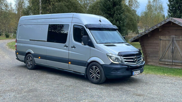Tuuliohjain konepeltiin MB Sprinter W906 Facelift (Lyhyt) - Image 2