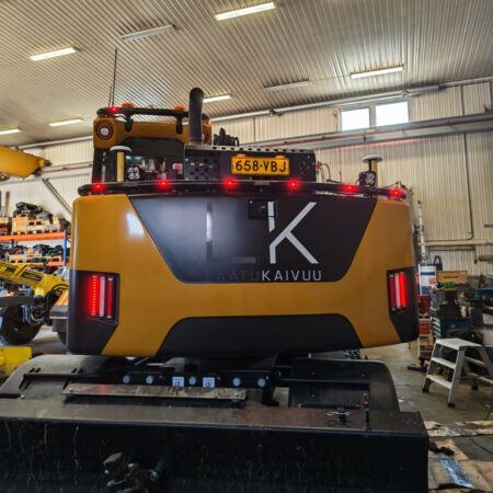 Valoteline taakse / peräpuntin päälle Hydrema MX20G Rail 2021-