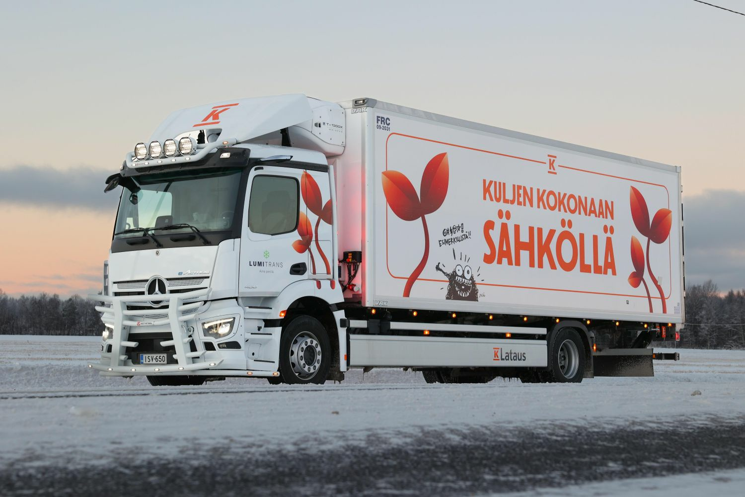 Lyhyt lisävaloteline katolle MB Actros 2,3m, ClassicSpace - Image 2