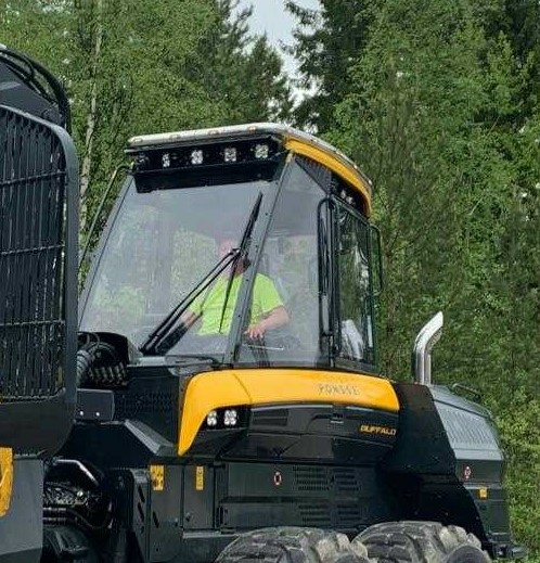 Valoteline katolle Ponsse Buffalo metsätyökoneisiin - Image 2