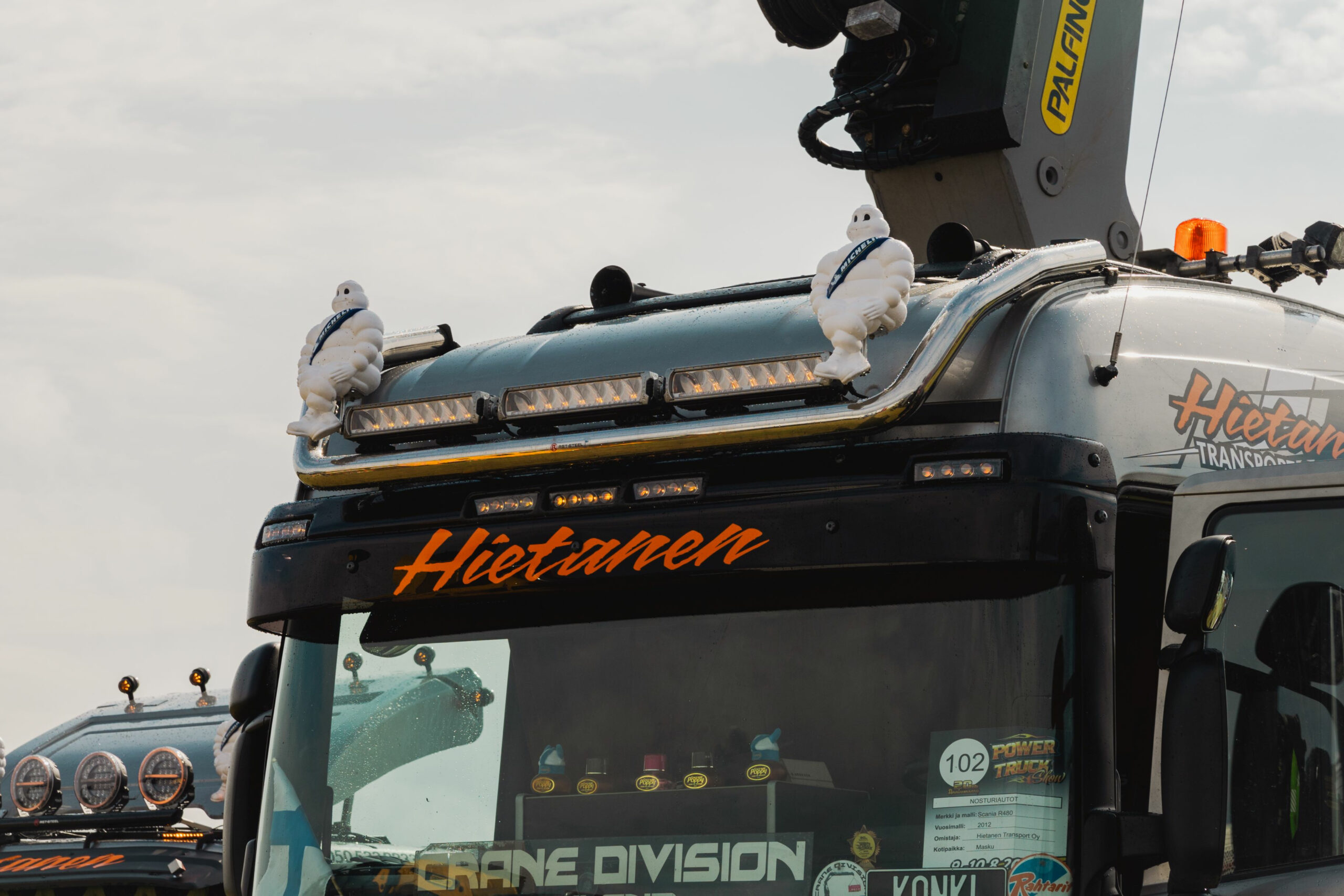 Lisävaloteline katolle Scania Highline 2005-2016 - Image 2