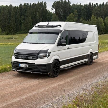 Kylkiputket astimilla (pitkä astin oikealla) VW Crafter 2017- LWB