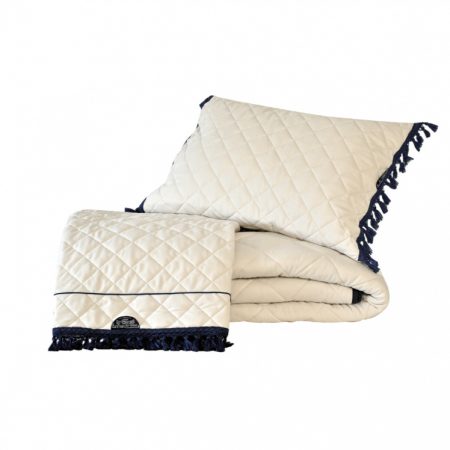 Kuvassa Night styling vuodevaatesarja MB Actros MP4/MP5 2012-