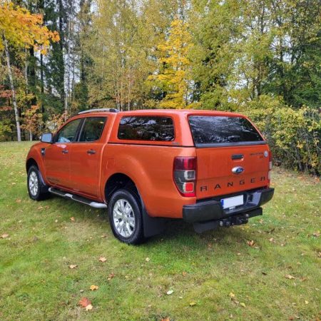 Kuvassa Aeroklas lavakate Ford Ranger DC 2012-2022 / Raptor 2019-2022