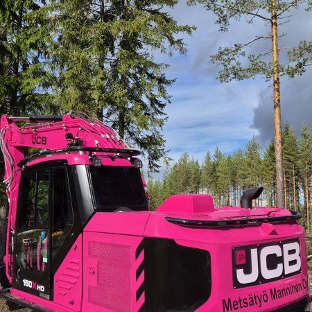 Kuvassa Valoteline taakse / peräpuntin päälle JCB 140X / 150X 2019-