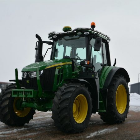Valoteline katolle John Deere 6M 2016-