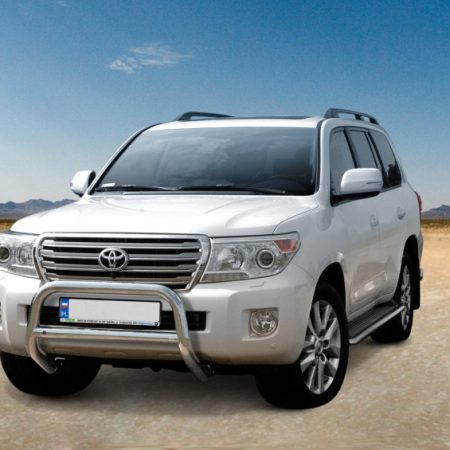 Kuvassa Lisävalotelineet Toyota Land Cruiser V8 2012-