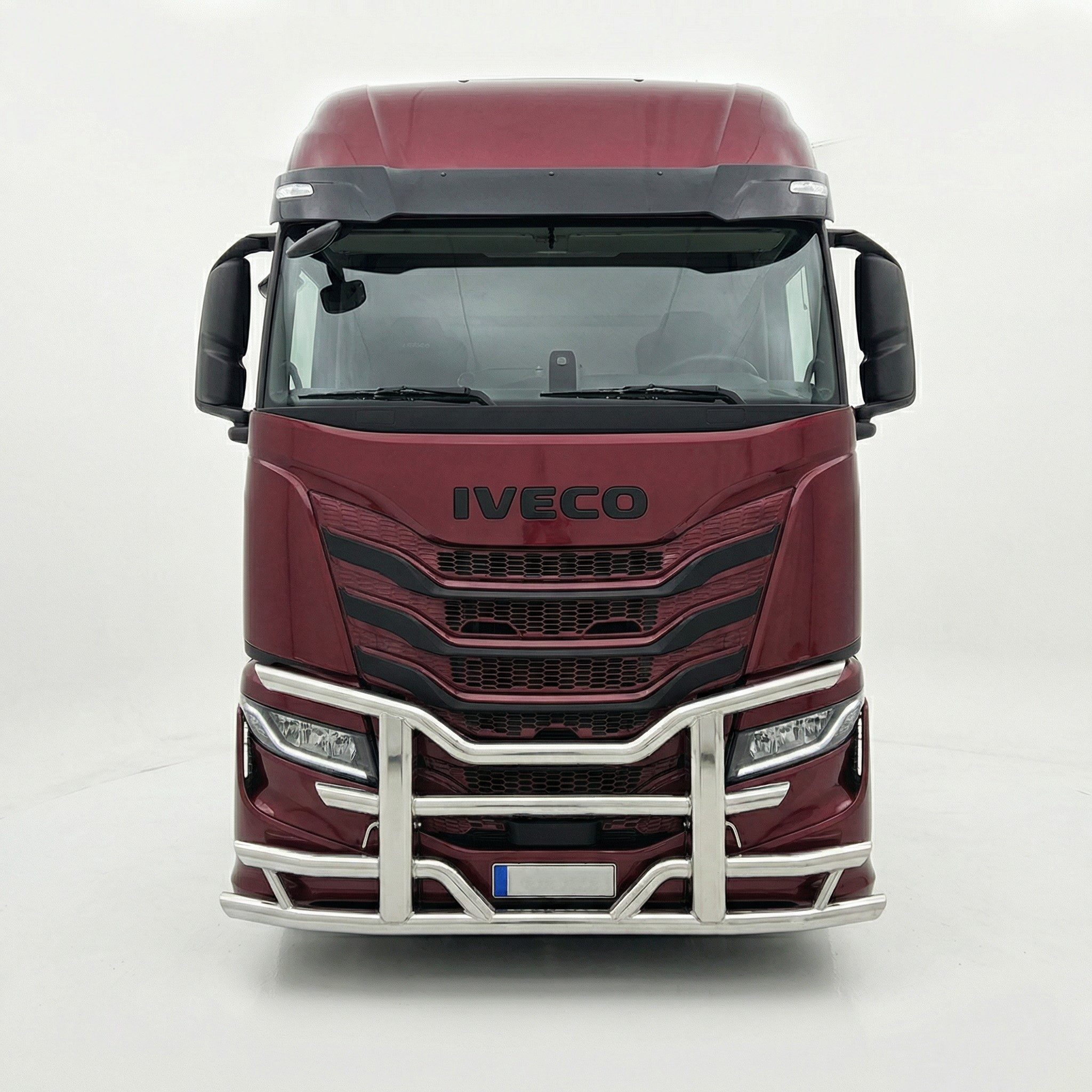Kuvassa Karjapuskuri Lite Iveco S-way 2019-