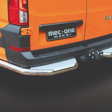 Kuvassa Takakulmaputket astimilla Volkswagen Crafter 2017- (Pitkä)