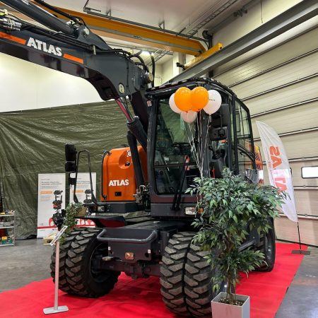 Kuvassa Valoteline katolle Atlas 140-160, 165WSR