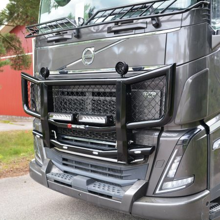 Karjapuskuri Dakar V46 Volvo FH4-