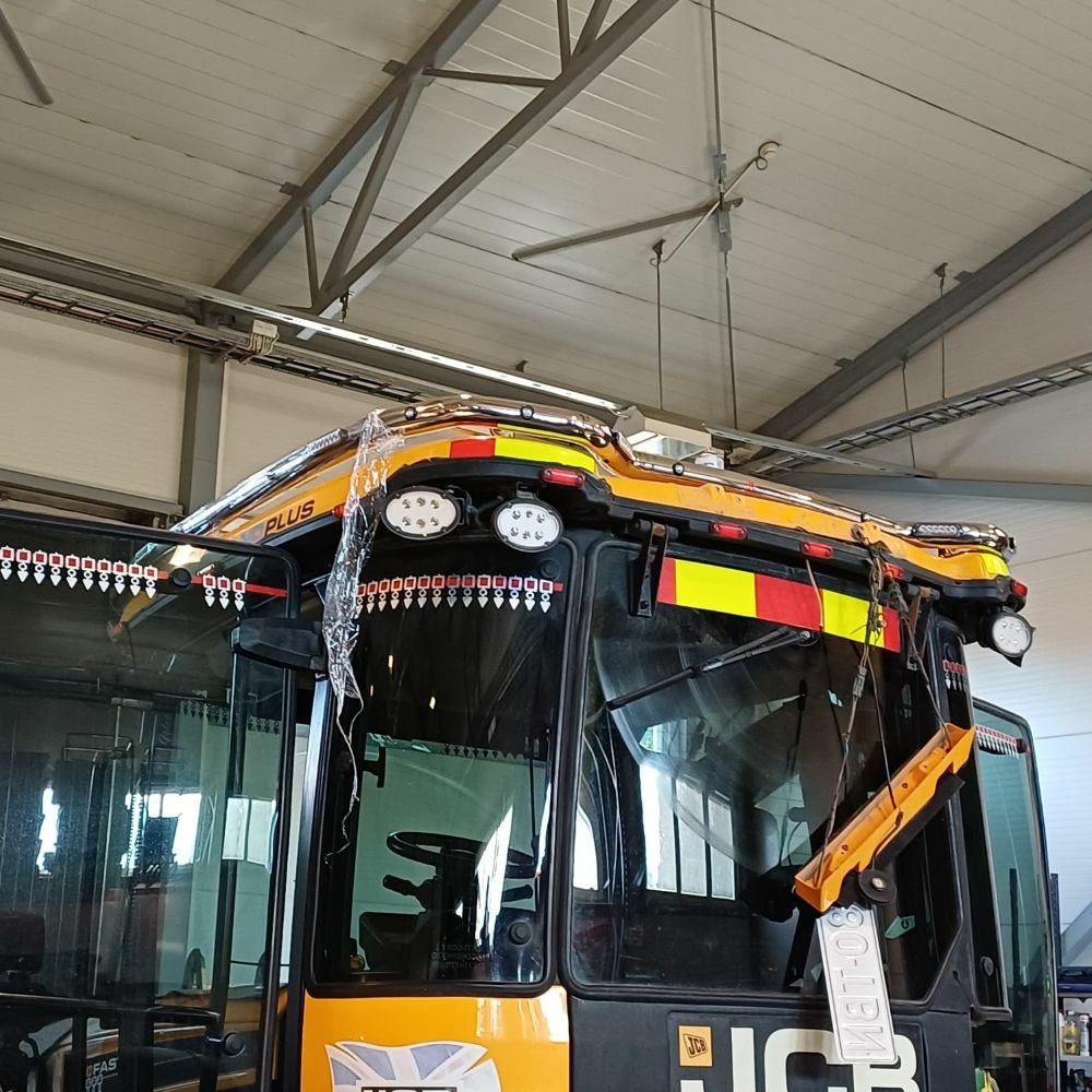 Lisävaloteline katolle JCB Fastrack - Image 2