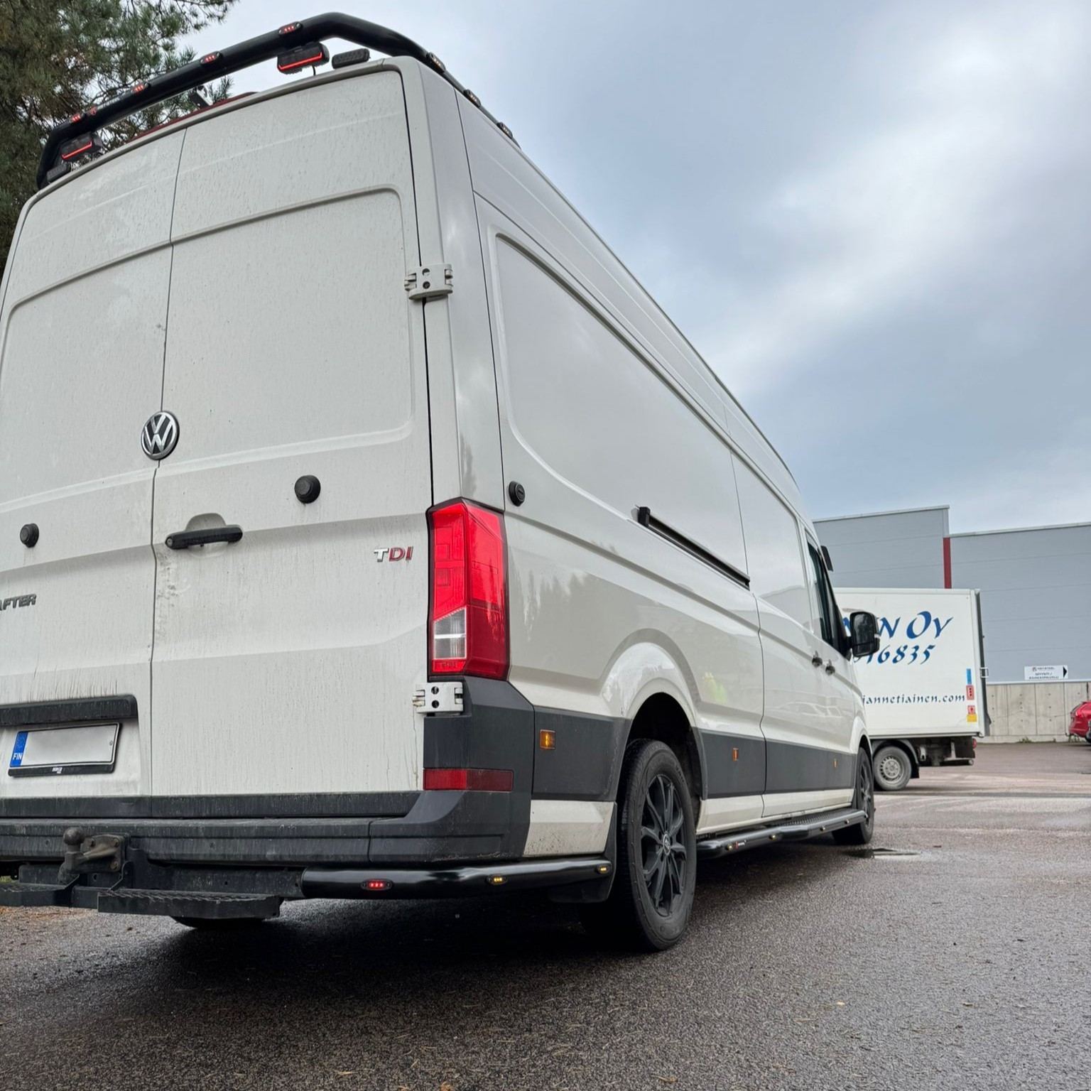 Takakulmaputket ø76mm VW Crafter 2017- normaali peräylitys