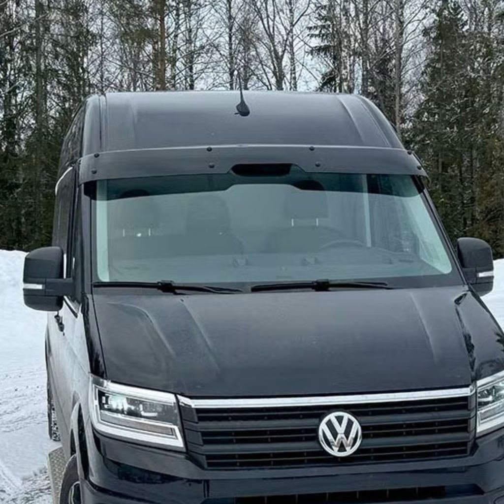Aurinkolippa VW Crafter 2017-/MAN TGE 2017- (kamera-aukolla)
