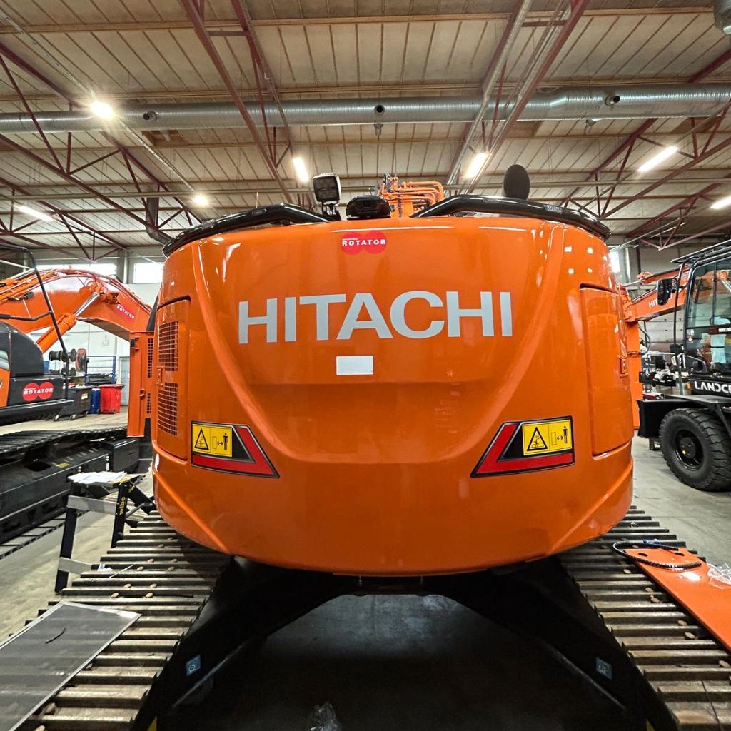 Valoteline taakse Hitachi ZX225USLC-7