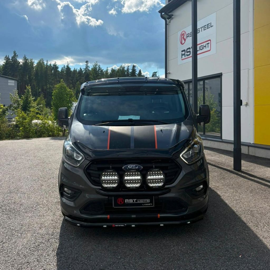 Pieni Lisävaloteline Ford Transit 2019- (maalattu)